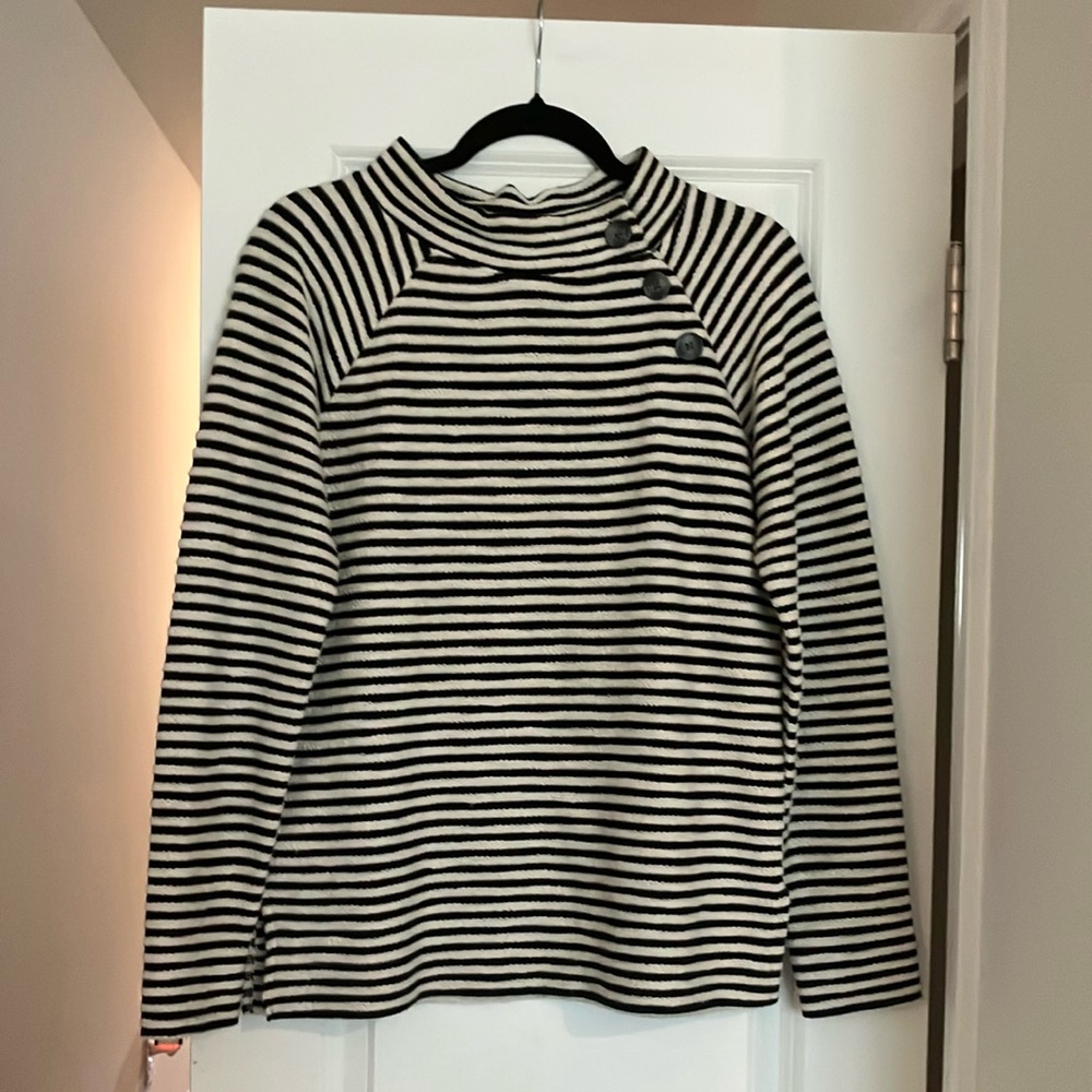 Loft Striped Black and White Women's Sweater size XS Everyday Fashion